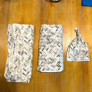 Copper Pearl set. Swaddle, Hat & car seat cover